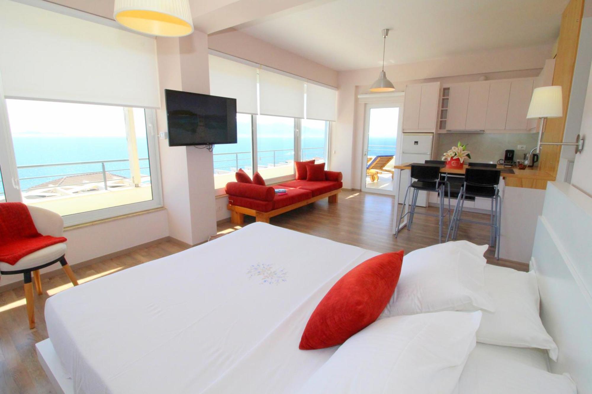 Blue Residence Sarandë Esterno foto