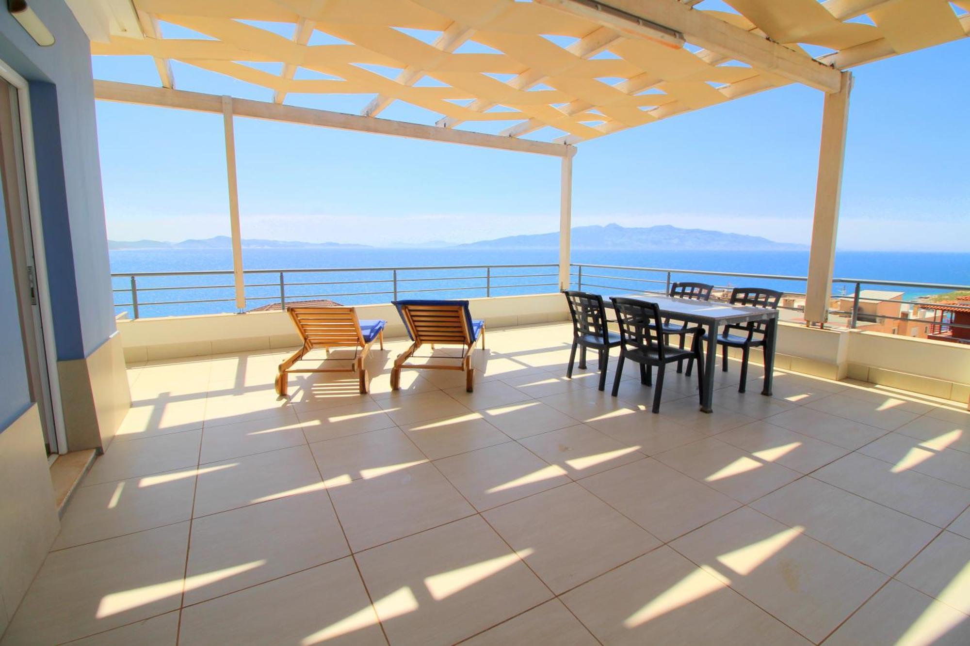 Blue Residence Sarandë Esterno foto