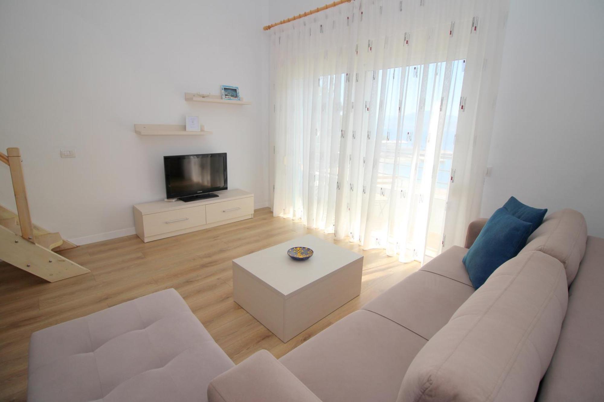 Blue Residence Sarandë Esterno foto
